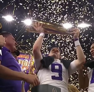 2019 LSU 😮‍💨😮‍💨😮‍💨#lsufootball #fyp #collegefootball #cfb #getthegat #joeburrow #jamarrchase #justinjefferson