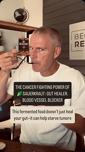 🥬 SAUERKRAUT: GUT HEALER. BLOOD VESSEL BLOCKER. Fermented foods like sauerkraut offer more than probiotics. They contain isothiocyanates and sulforaphane—compounds that actively inhibit angiogenesis, inflammation, and tumor signaling. 📚 Study 1: “Sulforaphane inhibits angiogenesis and tumor development via suppression of HIF-1α/VEGF pathway” – Molecular Cancer Therapeutics, 2012 📚 Study 2: “Lactic acid bacteria enhance immune surveillance and reduce tumor progression” – Frontiers in Immunolog