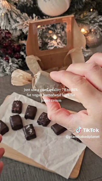 How to Make Homemade Salted Caramels for the Holidays