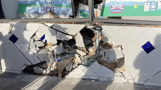 Crash into SF Walgreens store injures 2