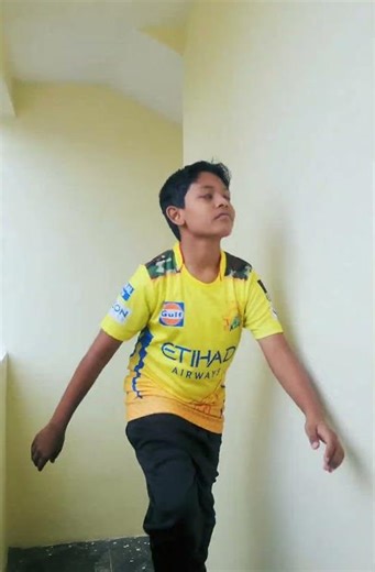 😂 MINI ME Challenge! What happens when you meet your mini version? Comment: Next Mini Me Ideas 💡