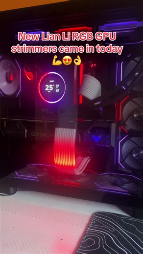 Unboxing Lian Li RGB GPU Strimmers for 5070