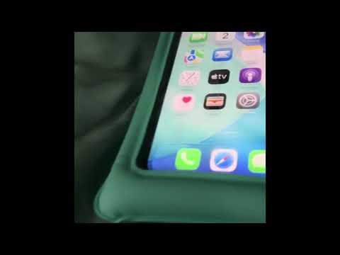 Testing out the Amazon Water protecter for phones