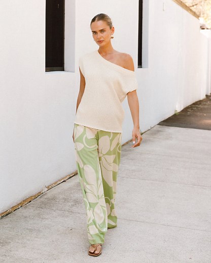 Shop the White Closet wholesale clothing collection