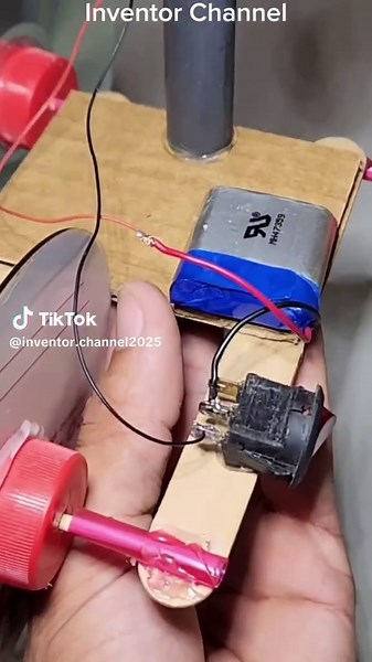 Creative DIY Electric Car Project for Science Enthusiasts