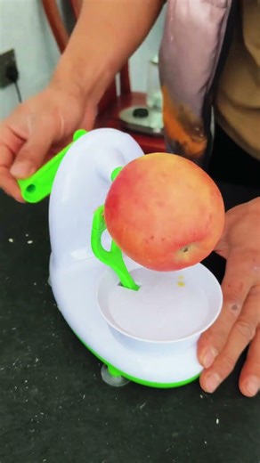 Rotating apple peeler tool #shorts