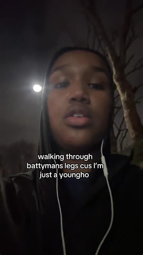 Awkward Encounters: Two Grown Men and Their Reaction