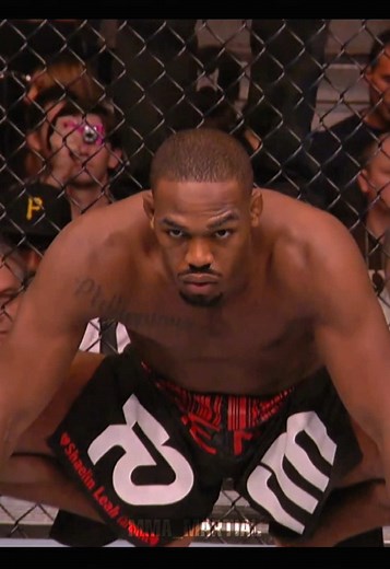Jon Jones vs Lyoto Machida UFC 140 Highlights