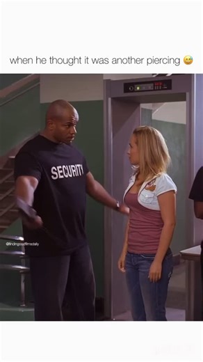 Explain It Badly on Instagram: "info 👇 follow(us) 👉 for daily movie recommendations and cinema news!! 🎭 Movie: Bring it on all or nothing (2006) 🍿 (Comedy / Sport) 1h 45mins Description: When her father gets laid off, prom queen shoo-in Britney Allen (Hayden Panettiere) has to drop out and transfer to her ritzy high school’s underfunded crosstown rival. At her new school, Britney is recruited for the cheerleading squad by its tough captain, Camille (Solange Knowles). As Britney struggles to 