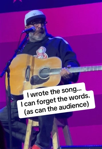 Aaron Lewis Performs 'Outside' Live: A Powerful Moment