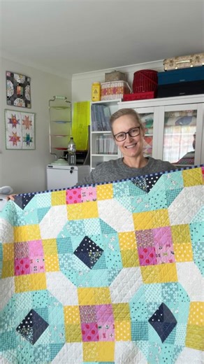•Quilts from the Cupboard• Pattern: Wake Me Up Fabric: A mixed collection including @tulapink and some old school Cotton and Steel. Quilting: Domestic Straight line quilting by me #emmajeanjansen #emmajeanjansenpattern #ejjsquiltcupboard #wakemeupquilt | Emma Jean Jansen