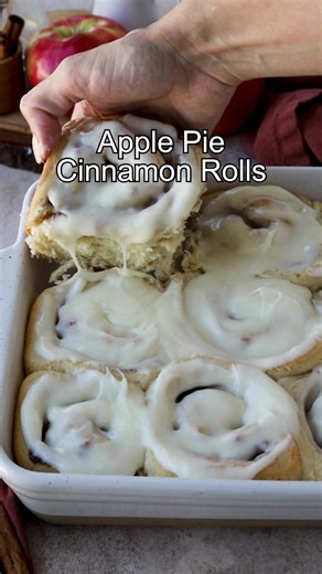 Apple Pie Cinnamon Rolls recipe — dough, filling & frosting