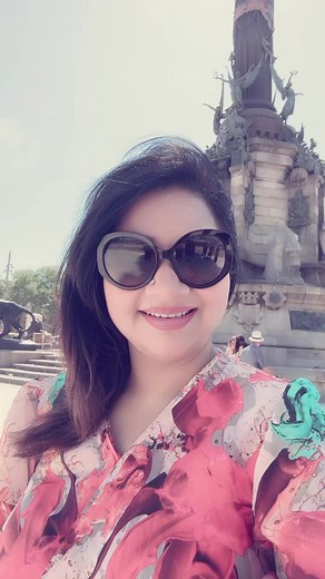 Barcelona, Spain, statue of Columbus. | Ankhi Alamgir