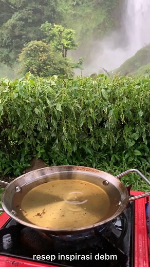 300K views · 302 reactions | make egg spring rolls #rm | Diet Enak, Bahagia dan Menyenangkan | Facebook