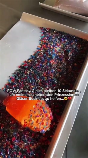 Ich hoffe, dass es wenigstens eine Person gibt, die meine Kunst nicht hasst...🥺