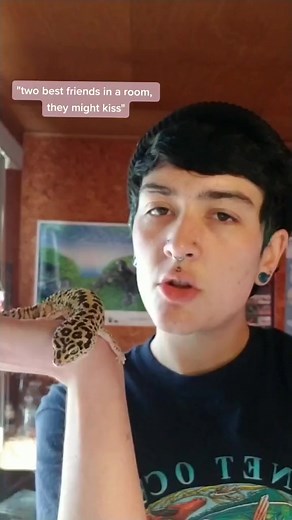 1.2K views | indigo is my boo 殺 #fyp #reptiles #reptilesoftiktok #pets #PetsOfTikTok #gecko #leopardgecko #twobestfriends #cutepet | fishy father | Facebook