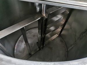 [Hot Item] Water Jacketed and Easy Operate Chocolate Storage Tank