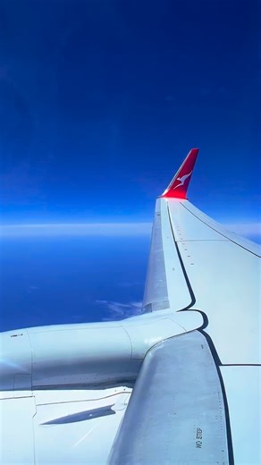 Ocean Road Travel Team at Island Magic Resort, Vanuatu The Ocean Road Travel Team has arrived in paradise—welcome to Island Magic Resort, where turquoise waters meet lush tropical gardens and the warmth of Vanuatu’s island spirit. Nestled along the stunning coastline of Mele Bay, this resort offers the perfect blend of relaxation, adventure, and authentic island charm. From ocean-front villas to unforgettable sunsets, the team is set to experience the best of Vanuatu’s natural beauty and vibrant