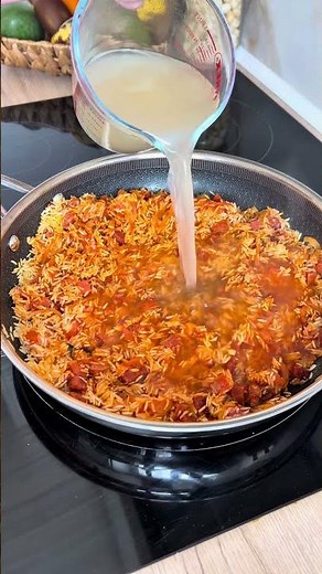 Chorizo ​​& Tomato Rice 🍅 #easyrecipe