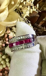 15 shares · 22 comments | 10/24 晚上10點 結標...