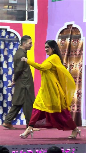 Dancing Beauty Queen Sehar Khan entry performance ✨💃🏻