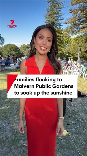 Families are flocking to Malvern Public Gardens to soak up the sunshine. Get the full weather forecast with Tyra Stowers at 6pm. | 7NEWS Melbourne