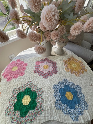 Vintage Handmade Quilt Block, Grandmother's Flower Garden Pattern, 30 X 17 - Etsy