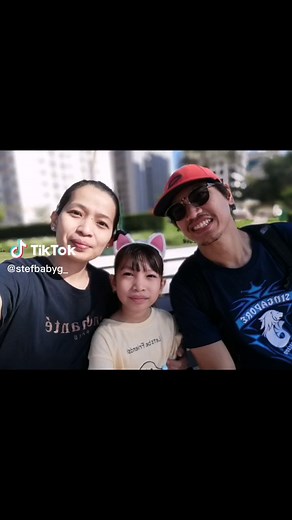 Morning stroll at the park.👨‍👩‍👧