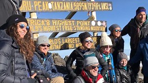'GMA' Hot List: Amy Robach summits Kilimanjaro after cancer battle