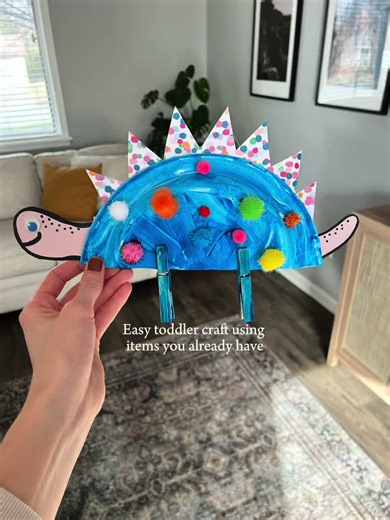 Save this easy Dinosaur craft for a day you’re stuck inside! We jazzed ours up a little bit but you should have most of these items laying around your house. 🙌🏻 #toddler #toddlercrafts #motherhood #toddlersoftiktok #toddleractivitiesathome