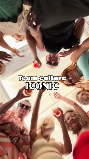 This time last week… I was filling my yearly quota of a big day/night out 😂 Honestly, I think that one celebration might hold me over until 2026 as I’ve just recovered ! Lols But what a day with my team to say thank you for this year! music, laughter, dancing, and the best company. A huge thank you to my incredible team. None of what I do happens without you . ❤️ And shout out to @seadeck_sydney the music was so good and I can’t wait to dip in to my quota next year 😂 | Jules