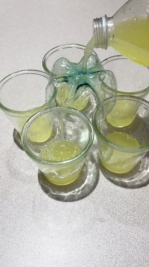 Lifehack for parties 🥳🥳🥳🥳🥳#lifehack #partytime #havefun #tipsparty #partyhacks #girlparty #advice #viraltiktok #partytricks #trick