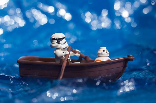 Amazing miniature photography - How to photograph figurines and Lego