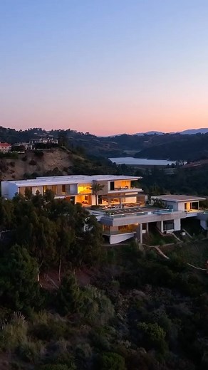 23K views · 11 reactions | Bel Air - $150,000,000 - Listed by: @aaronkirman  by: @dronehubmedia Join us at @BEVERLYHILLS.REALESTATE - #beverlyhillsrealestate #instagood #interiordesign #design #style #inspiration #interiors #mansion #losangeles #realestate #hometours #homedecor #beverlyhills #home #architecture #luxury #interior | BEVERLY HILLS REAL ESTATE | Facebook