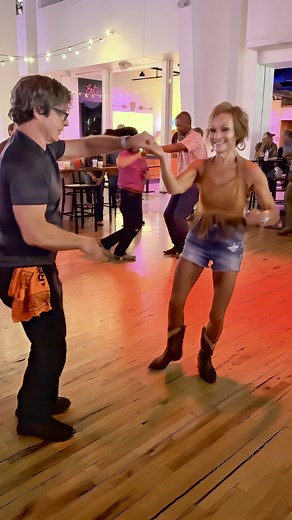Janice & David - Geno Delafose at Rock 'n' Bowl on 8/17/25 | Louisiana Dance Videos