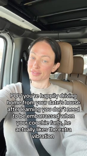 Amanda Wilde on Instagram: "Reasons to follow this 40 year old mom👇🏻 . . . Because I’ve got luscious lower lips that kiss back Because I love pickleball…wanna dink? Because I love a good book and documentary- esp. true crime Because I love to eat! Let’s talk food 🤤"