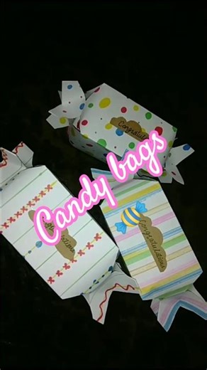 Diy gift bags ✨ candy bags for kids 🛍️ paper gift box #goodiebox #art #treatbags #papercraft #shorts
