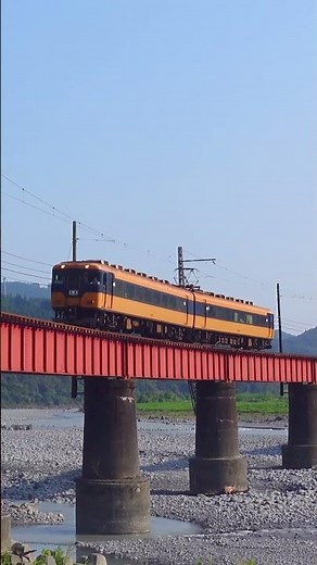 Old KINTETSU 16000 Series, Oigawa Railway Local Train crossing the Oi River, Japan, Aug 2021