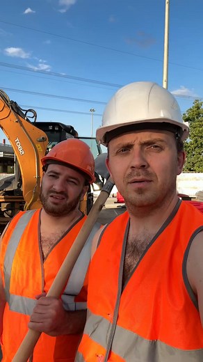 66K views · 386 reactions | 了An ordinary day at an ordinary construction site️了 #ordinary #construction #site | ReactSphera | Facebook