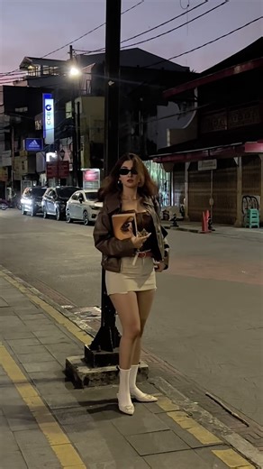 v (@violant_)’s videos with suara asli - v