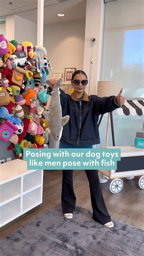 ZippyPaws on Instagram: "Just another successful toy catch of the day 😎🎣🐾 #zippypaws #dogtoy #catchoftheday🎣 #funny #posingwithfish #trend"