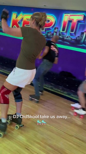 @oldskoldj #fyp #rollerskating #shuffleskating #usashuffleskate