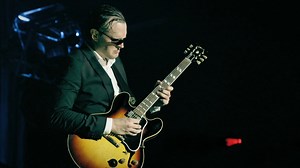 Joe Bonamassa - "Nobody Loves Me But My Mother" - Live At The Greek Theatre 🎥 Watch the Full Concert: https://joeb.me/YTP-Greek 🎧 Stream the Full Album on Spotify: https://joeb.me/JBGreek | Joe Bonamassa