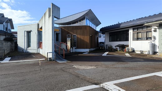 青山まさゆき弁護士(ワクチン被害者弁護人)トランプ大統領には批判的だが、ケネディ長官には期待！厚労省職員、正規・非正規まんべんなく八割が打っている(コメ)カマラの敗北演説立派だった【アラ還・読書中毒】