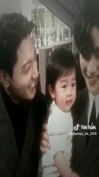 ဂျွန်နသန်ကို ကြိုက်လိုက်တာ 😖 #taekook_is_real #taekook #vkook #fanfic #fyp