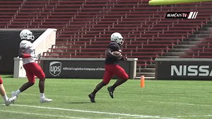 Dan Hoard sits down with new #Bearcats RB, Michael Warren, to get to know more about him & what Cincinnati Bearcats Football fans can expect. | GoBearcats