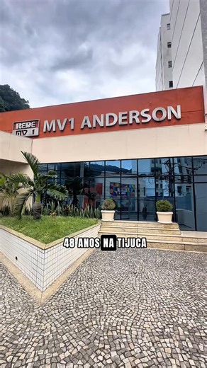 Tijuca on Instagram: "O @mv1tijuca está há mais de 48 anos formando gerações de tijucanos 📍 Rua Barão de Mesquita, 426 – Tijuca ✨ Estrutura completa: quadras, biblioteca, música, informática 📘 Sistema Bernoulli: líder no ENEM por mais de 10 anos 🇬🇧 Programa Bilíngue Cambridge Press 🎮 Mangahigh: matemática com games 🤝 Acolhimento + resultado real 💰 Preço que cabe no bolso 📚 Da Educação Infantil ao Ensino Médio 🔗 Quer conhecer? Acesse o link na bio e agende sua visita! #tijuca #soutijuca 