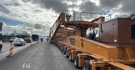 135 metros e 800 toneladas: transformador gigante é transportado pela Dutra; veja vídeo