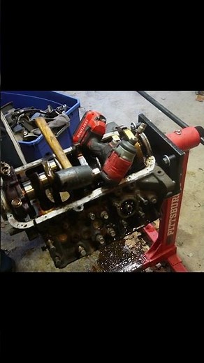 300ZX engine rebuild, removing the oil pump. #300zx #automobile #mechaniclife