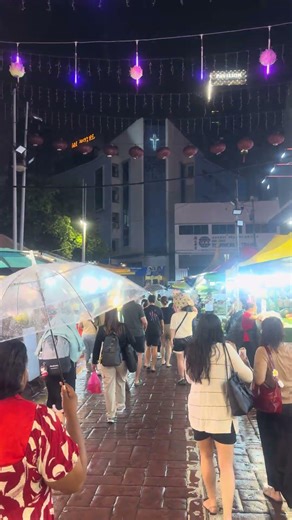 Rain day Jalan Alor Night Market🇲🇾